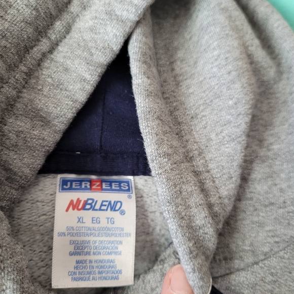 X-Large Hoodies - Picture 2 of 4